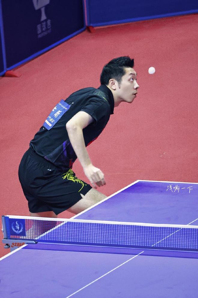 杯上展现了 杯上展现了